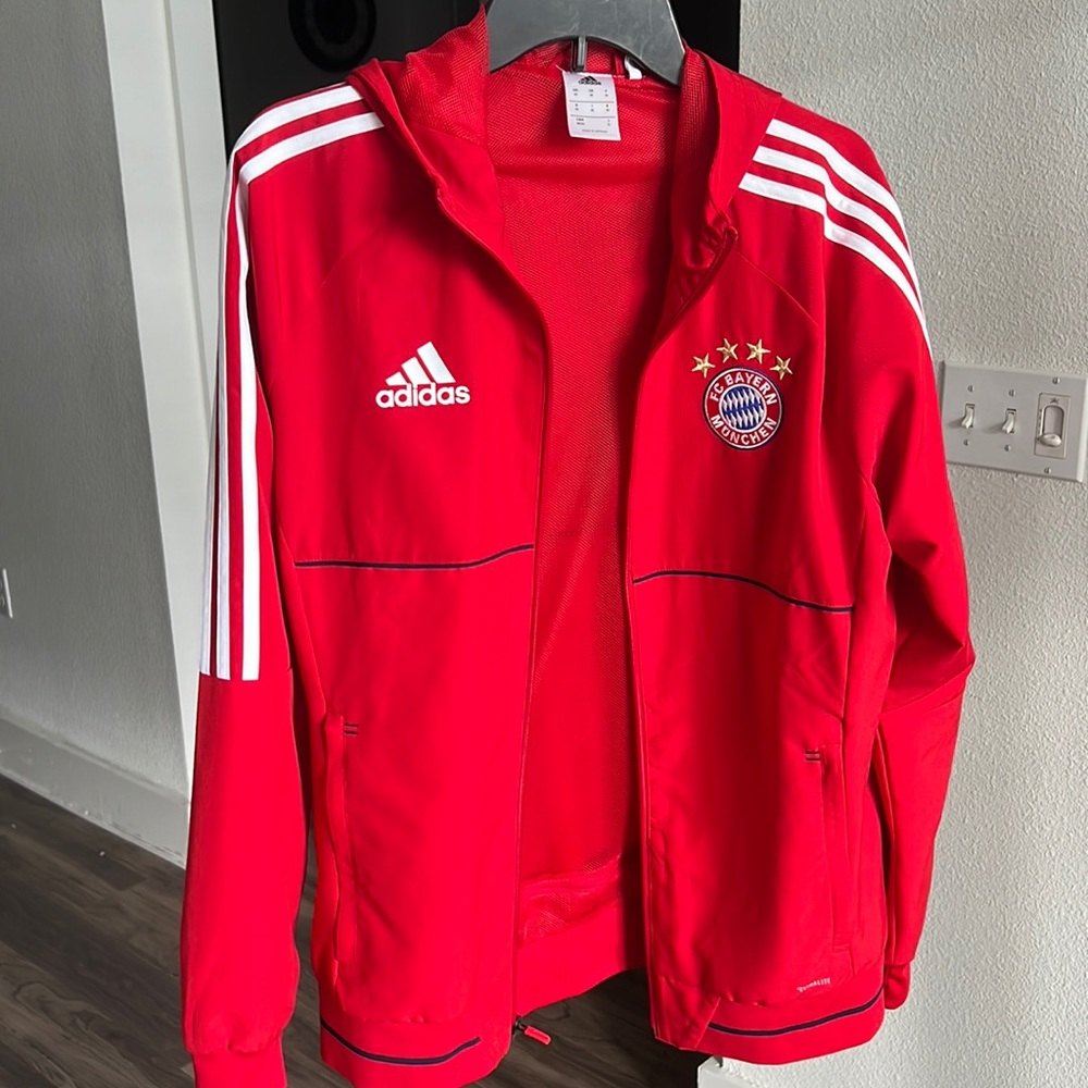 COPY - Adidas “FC BAYERN MUNCHEN” hooded zip up